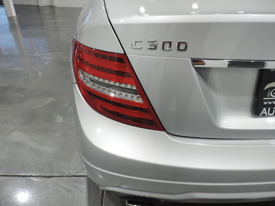 Used Mercedes-Benz C-Class 4dr Sdn C300 Sport 4MATIC 2013 | Auto Gallery. Lodi, New Jersey Used Mercedes-Benz C-Class 4dr Sdn C300 Sport 4MATIC 2013 | Auto Gallery. Lodi, New Jersey