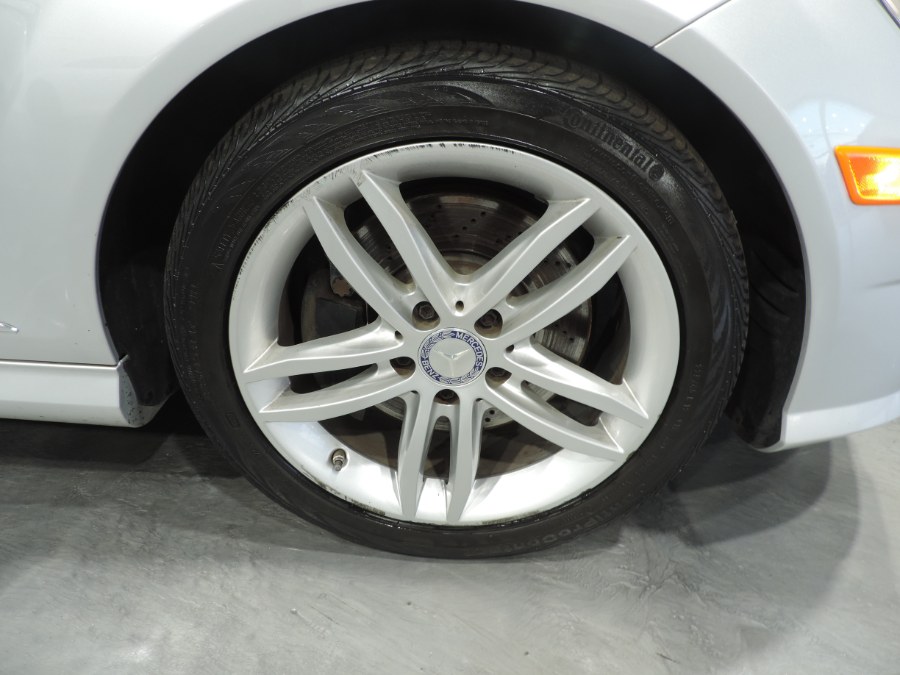 Used Mercedes-Benz C-Class 4dr Sdn C300 Sport 4MATIC 2013 | Auto Gallery. Lodi, New Jersey Used Mercedes-Benz C-Class 4dr Sdn C300 Sport 4MATIC 2013 | Auto Gallery. Lodi, New Jersey