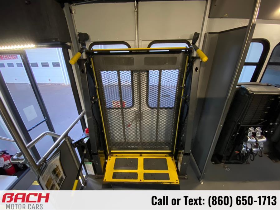 Used Ford Econoline Wagon Super duty Van 2016 | Bach Motor Cars. Canton , Connecticut Used Ford Econoline Wagon Super duty Van 2016 | Bach Motor Cars. Canton , Connecticut