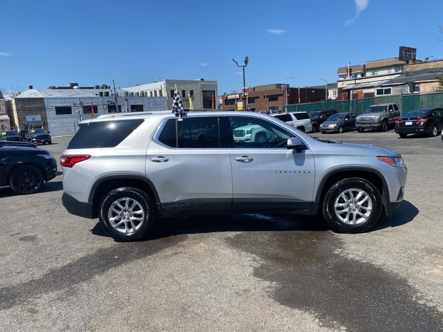 2018 Chevrolet Traverse AWD 4dr LT Cloth w/2FL, available for sale in Irvington , New Jersey | Auto Haus of Irvington Corp. Irvington , New Jersey 2018 Chevrolet Traverse AWD 4dr LT Cloth w/2FL, available for sale in Irvington , New Jersey | Auto Haus of Irvington Corp. Irvington , New Jersey
