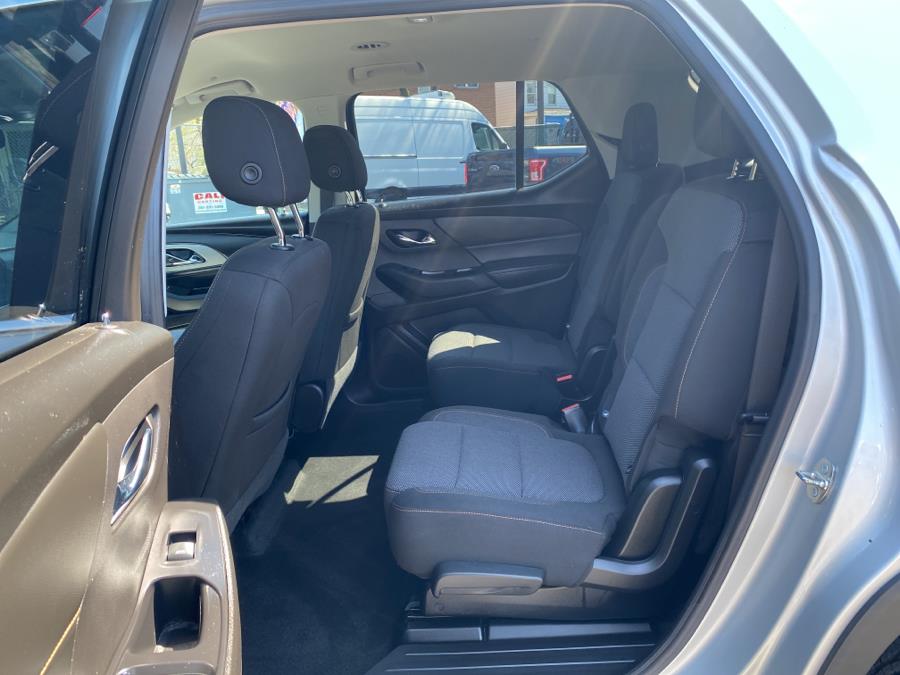 2018 Chevrolet Traverse AWD 4dr LT Cloth w/2FL, available for sale in Irvington , New Jersey | Auto Haus of Irvington Corp. Irvington , New Jersey 2018 Chevrolet Traverse AWD 4dr LT Cloth w/2FL, available for sale in Irvington , New Jersey | Auto Haus of Irvington Corp. Irvington , New Jersey