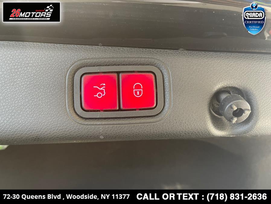 Used Mercedes-Benz E-Class E 300 4MATIC Sedan 2018 | 26 Motors Queens. Woodside, New York Used Mercedes-Benz E-Class E 300 4MATIC Sedan 2018 | 26 Motors Queens. Woodside, New York