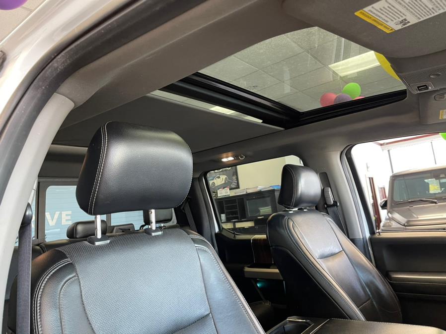 Used Ford F-150 4WD SuperCrew 145" Lariat 2016 | 5 Towns Drive. Inwood, New York Used Ford F-150 4WD SuperCrew 145" Lariat 2016 | 5 Towns Drive. Inwood, New York