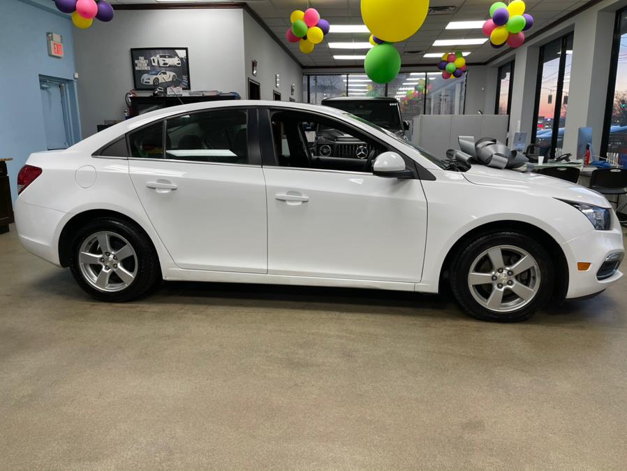 Used Chevrolet Cruze Limited 4dr Sdn Auto LT w/1LT 2016 | 5 Towns Drive. Inwood, New York Used Chevrolet Cruze Limited 4dr Sdn Auto LT w/1LT 2016 | 5 Towns Drive. Inwood, New York