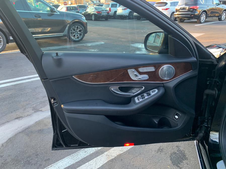 Used Mercedes-Benz C-Class 4dr Sdn C300 Luxury 4MATIC 2015 | Sunrise Auto Sales of Elmont. Elmont, New York Used Mercedes-Benz C-Class 4dr Sdn C300 Luxury 4MATIC 2015 | Sunrise Auto Sales of Elmont. Elmont, New York