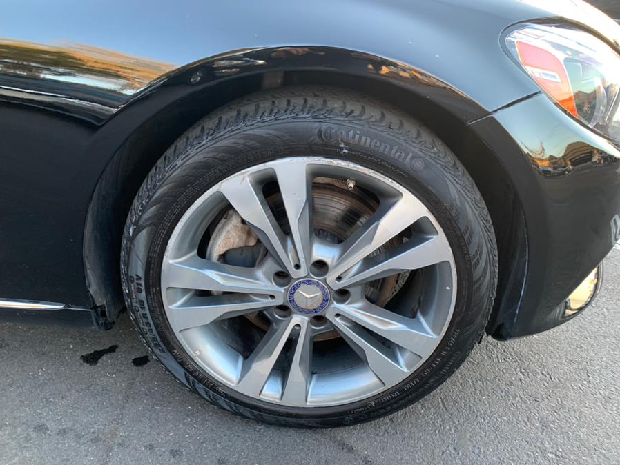 Used Mercedes-Benz C-Class 4dr Sdn C300 Luxury 4MATIC 2015 | Sunrise Auto Sales of Elmont. Elmont, New York Used Mercedes-Benz C-Class 4dr Sdn C300 Luxury 4MATIC 2015 | Sunrise Auto Sales of Elmont. Elmont, New York