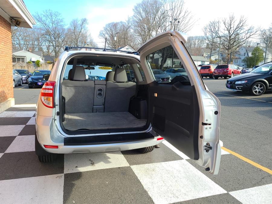 Used Toyota RAV4 4WD 4dr 2012 | National Auto Brokers, Inc.. Waterbury, Connecticut Used Toyota RAV4 4WD 4dr 2012 | National Auto Brokers, Inc.. Waterbury, Connecticut