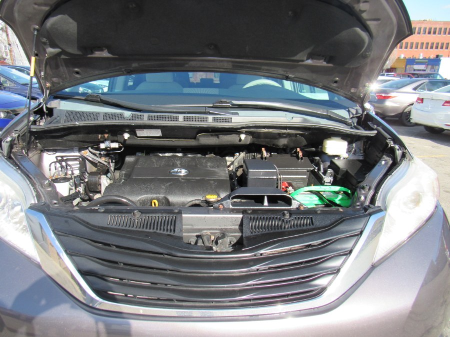 2012 Toyota Sienna LE, available for sale in Worcester, Massachusetts | Hilario's Auto Sales Inc.. Worcester, Massachusetts 2012 Toyota Sienna LE, available for sale in Worcester, Massachusetts | Hilario's Auto Sales Inc.. Worcester, Massachusetts