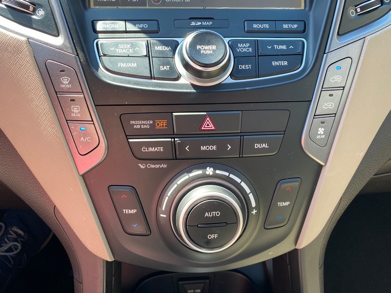 Used Hyundai Santa Fe AWD 4dr Limited 2016 | Union Street Auto Sales. West Springfield, Massachusetts Used Hyundai Santa Fe AWD 4dr Limited 2016 | Union Street Auto Sales. West Springfield, Massachusetts