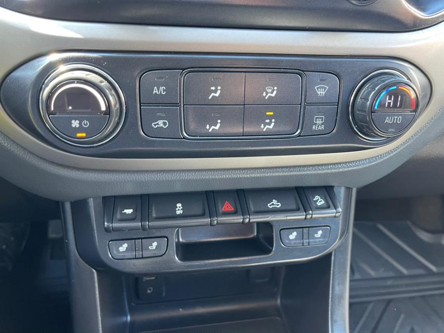 Used Chevrolet Colorado 4WD Ext Cab 128.3" Z71 2016 | Mike And Tony Auto Sales, Inc. South Windsor, Connecticut Used Chevrolet Colorado 4WD Ext Cab 128.3" Z71 2016 | Mike And Tony Auto Sales, Inc. South Windsor, Connecticut