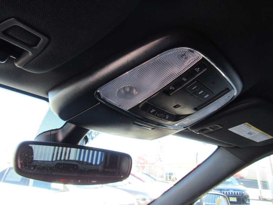 Used Jeep Grand Cherokee Limited 4x4 2017 | NJ Used Cars Center. Irvington, New Jersey Used Jeep Grand Cherokee Limited 4x4 2017 | NJ Used Cars Center. Irvington, New Jersey