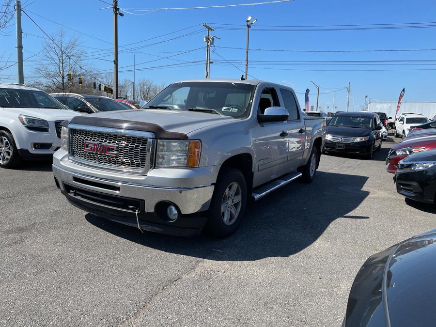 Used GMC Sierra 1500 4WD Crew Cab 143.5" SLE 2011 | 5 Towns Drive. Inwood, New York Used GMC Sierra 1500 4WD Crew Cab 143.5" SLE 2011 | 5 Towns Drive. Inwood, New York