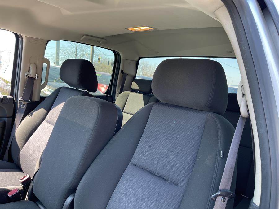 Used GMC Sierra 1500 4WD Crew Cab 143.5" SLE 2011 | 5 Towns Drive. Inwood, New York Used GMC Sierra 1500 4WD Crew Cab 143.5" SLE 2011 | 5 Towns Drive. Inwood, New York