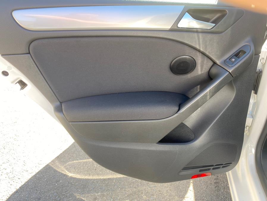 Used Volkswagen Golf 4dr HB Auto PZEV 2012 | Lava Motors 2 Inc. Canton, Connecticut Used Volkswagen Golf 4dr HB Auto PZEV 2012 | Lava Motors 2 Inc. Canton, Connecticut