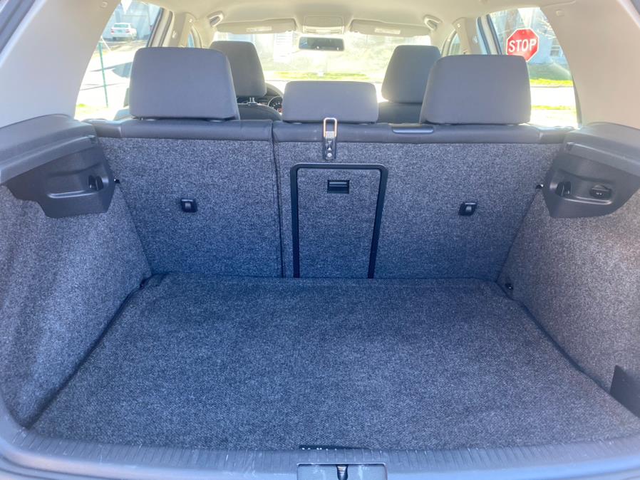 Used Volkswagen Golf 4dr HB Auto PZEV 2012 | Lava Motors 2 Inc. Canton, Connecticut Used Volkswagen Golf 4dr HB Auto PZEV 2012 | Lava Motors 2 Inc. Canton, Connecticut