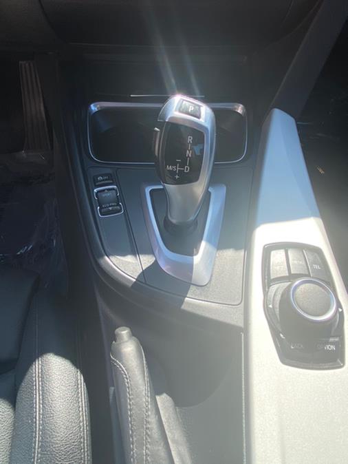Used BMW 3 Series 4dr Sdn 320i xDrive AWD 2013 | Lava Motors 2 Inc. Canton, Connecticut Used BMW 3 Series 4dr Sdn 320i xDrive AWD 2013 | Lava Motors 2 Inc. Canton, Connecticut