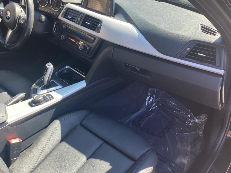 Used BMW 3 Series 4dr Sdn 320i xDrive AWD 2013 | Lava Motors 2 Inc. Canton, Connecticut Used BMW 3 Series 4dr Sdn 320i xDrive AWD 2013 | Lava Motors 2 Inc. Canton, Connecticut