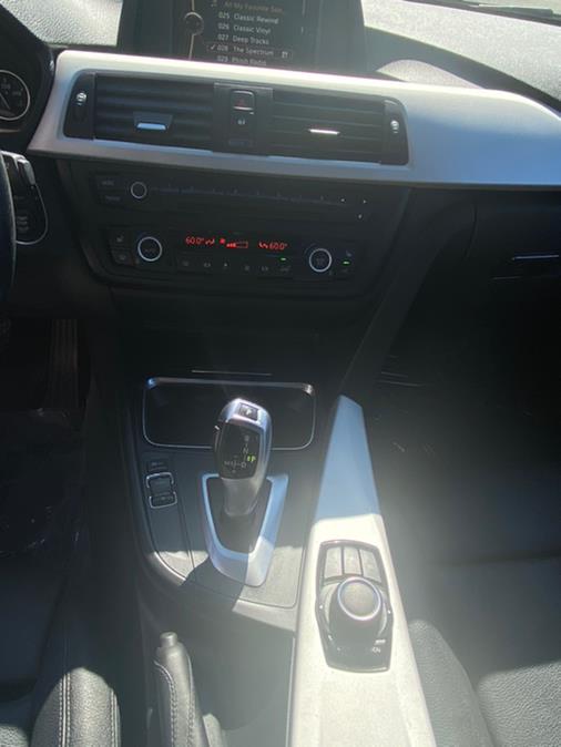 Used BMW 3 Series 4dr Sdn 320i xDrive AWD 2013 | Lava Motors 2 Inc. Canton, Connecticut Used BMW 3 Series 4dr Sdn 320i xDrive AWD 2013 | Lava Motors 2 Inc. Canton, Connecticut