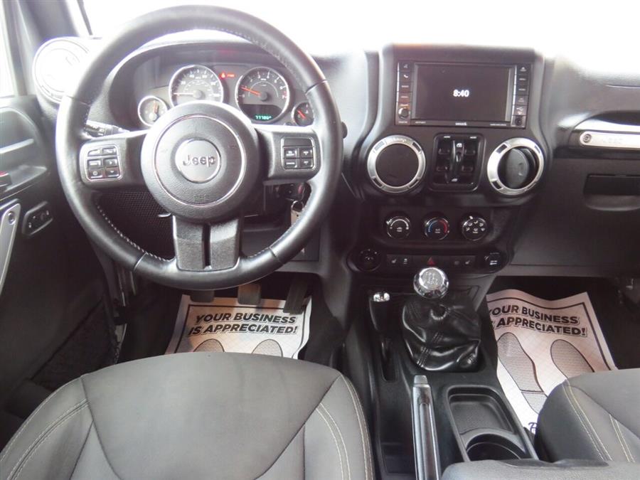 Used Jeep Wrangler Unlimited Sahara 4x4 4dr SUV 2017 | Lake City Exports Inc. Auburn, Maine Used Jeep Wrangler Unlimited Sahara 4x4 4dr SUV 2017 | Lake City Exports Inc. Auburn, Maine