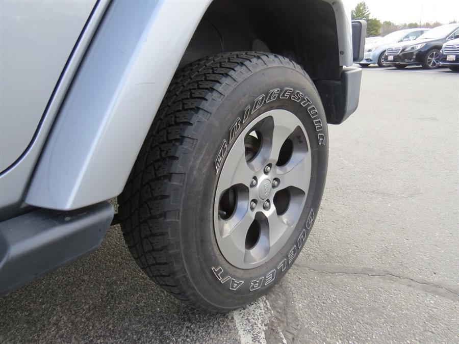 Used Jeep Wrangler Unlimited Sahara 4x4 4dr SUV 2017 | Lake City Exports Inc. Auburn, Maine Used Jeep Wrangler Unlimited Sahara 4x4 4dr SUV 2017 | Lake City Exports Inc. Auburn, Maine