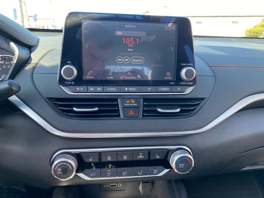 Used Nissan Altima 2.5 SR Sedan 2020 | Hempstead Auto Outlet Inc. DBA 26 Motors Long Isla. Franklin Sq, New York Used Nissan Altima 2.5 SR Sedan 2020 | Hempstead Auto Outlet Inc. DBA 26 Motors Long Isla. Franklin Sq, New York