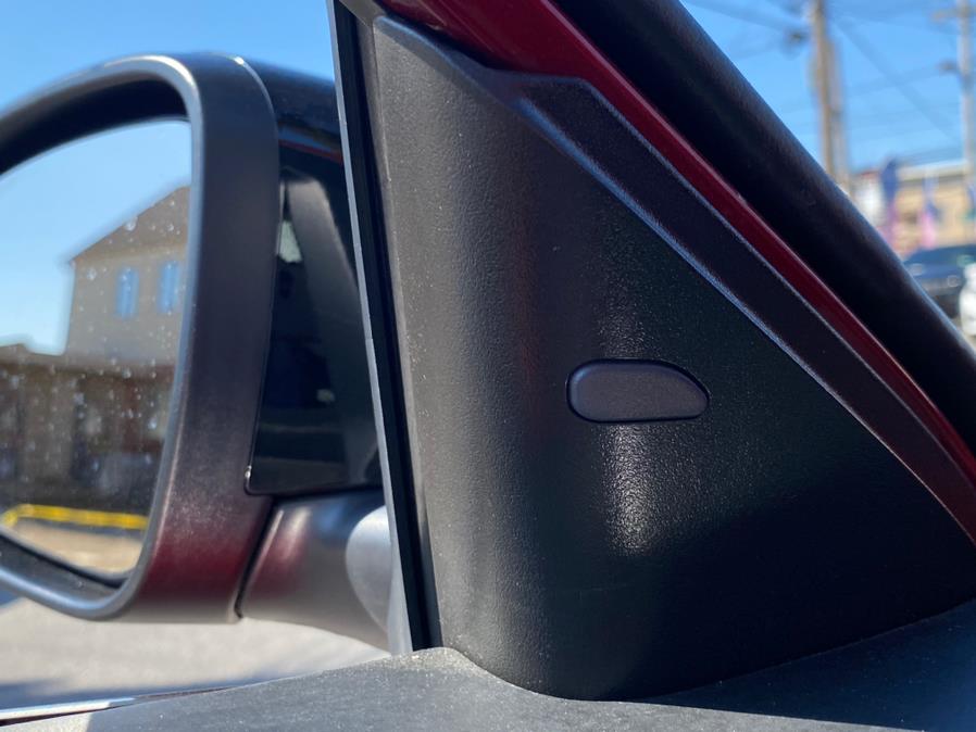 Used Nissan Altima 2.5 SR Sedan 2020 | Hempstead Auto Outlet Inc. DBA 26 Motors Long Isla. Franklin Sq, New York Used Nissan Altima 2.5 SR Sedan 2020 | Hempstead Auto Outlet Inc. DBA 26 Motors Long Isla. Franklin Sq, New York