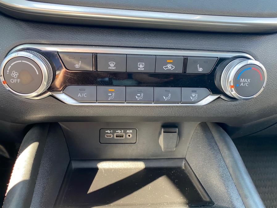 Used Nissan Altima 2.5 SR Sedan 2020 | Hempstead Auto Outlet Inc. DBA 26 Motors Long Isla. Franklin Sq, New York Used Nissan Altima 2.5 SR Sedan 2020 | Hempstead Auto Outlet Inc. DBA 26 Motors Long Isla. Franklin Sq, New York