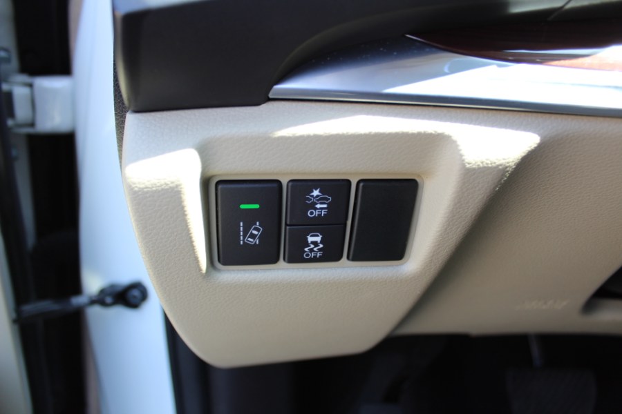 2016 Acura MDX SH-AWD 4dr w/Tech/AcuraWatch Plus, available for sale in Great Neck, New York | Great Neck Car Buyers & Sellers. Great Neck, New York 2016 Acura MDX SH-AWD 4dr w/Tech/AcuraWatch Plus, available for sale in Great Neck, New York | Great Neck Car Buyers & Sellers. Great Neck, New York