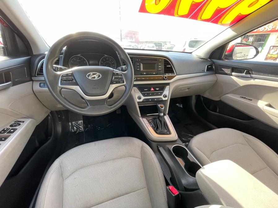 2017 Hyundai Elantra SE Sedan 4D, available for sale in Corona, California | Green Light Auto. Corona, California 2017 Hyundai Elantra SE Sedan 4D, available for sale in Corona, California | Green Light Auto. Corona, California