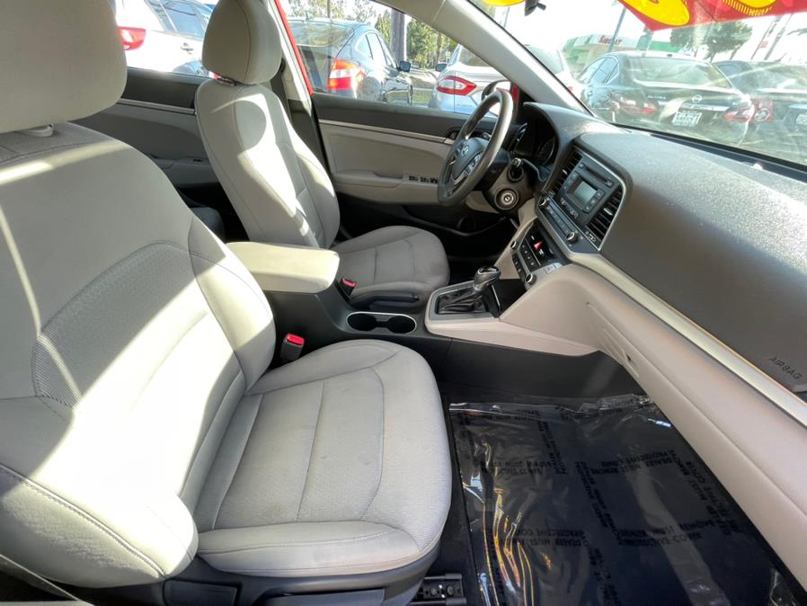 2017 Hyundai Elantra SE Sedan 4D, available for sale in Corona, California | Green Light Auto. Corona, California 2017 Hyundai Elantra SE Sedan 4D, available for sale in Corona, California | Green Light Auto. Corona, California
