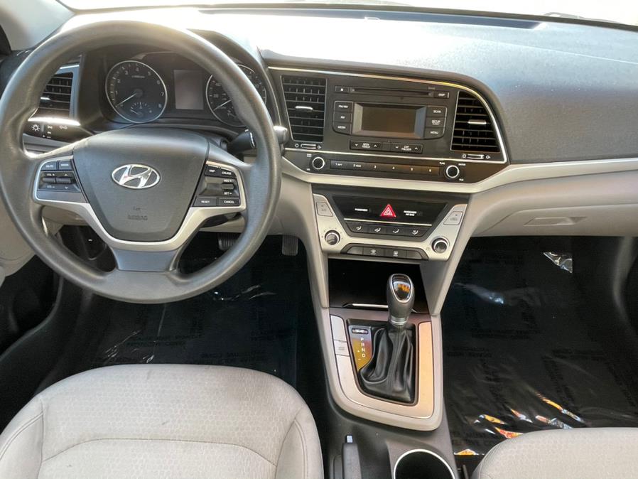 2017 Hyundai Elantra SE Sedan 4D, available for sale in Corona, California | Green Light Auto. Corona, California 2017 Hyundai Elantra SE Sedan 4D, available for sale in Corona, California | Green Light Auto. Corona, California