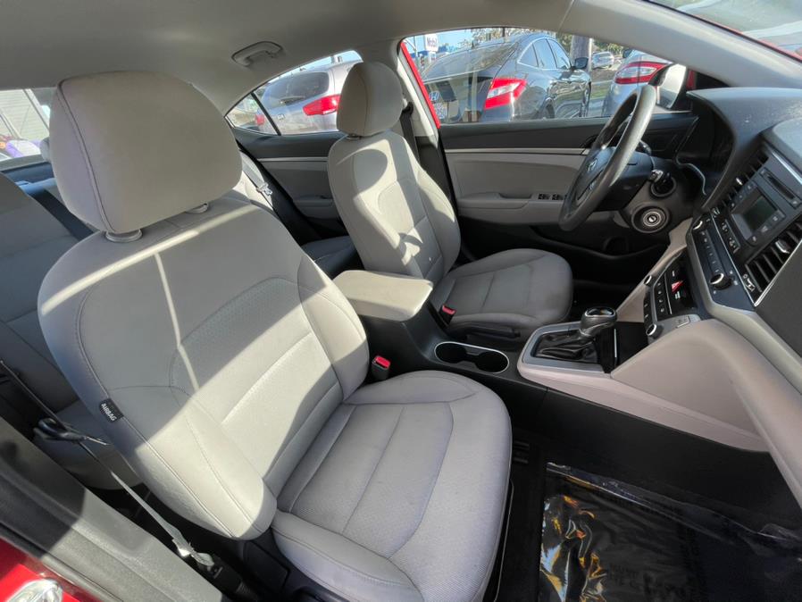 2017 Hyundai Elantra SE Sedan 4D, available for sale in Corona, California | Green Light Auto. Corona, California 2017 Hyundai Elantra SE Sedan 4D, available for sale in Corona, California | Green Light Auto. Corona, California
