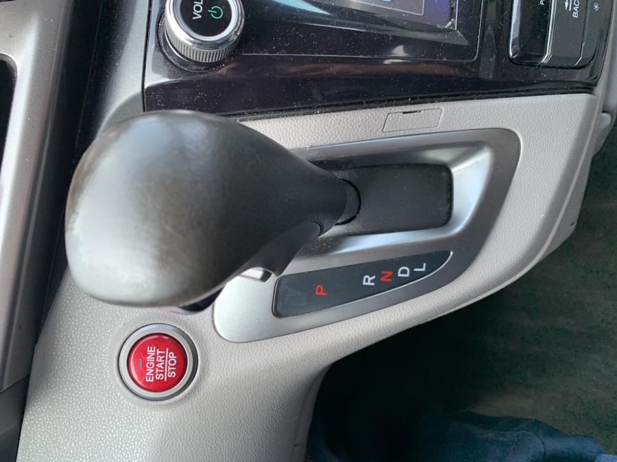 2015 Honda Odyssey 5dr EX-L, available for sale in Milford, Connecticut | Dealertown Auto Wholesalers. Milford, Connecticut 2015 Honda Odyssey 5dr EX-L, available for sale in Milford, Connecticut | Dealertown Auto Wholesalers. Milford, Connecticut