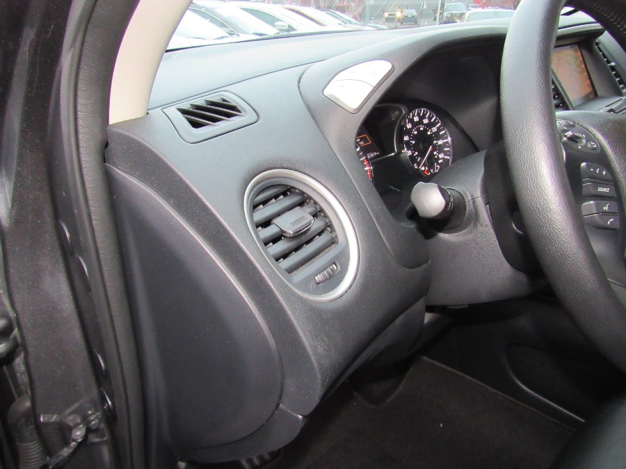 Used Nissan Pathfinder 4x4 SL 2020 | NJ Used Cars Center. Irvington, New Jersey Used Nissan Pathfinder 4x4 SL 2020 | NJ Used Cars Center. Irvington, New Jersey