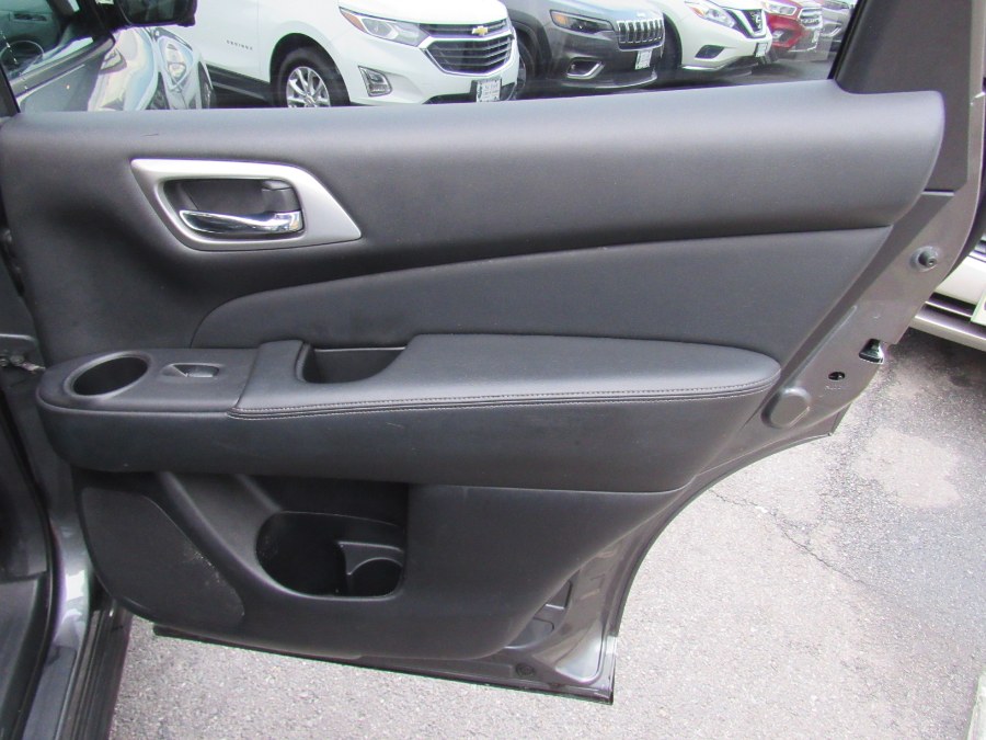 Used Nissan Pathfinder 4x4 SL 2020 | NJ Used Cars Center. Irvington, New Jersey Used Nissan Pathfinder 4x4 SL 2020 | NJ Used Cars Center. Irvington, New Jersey
