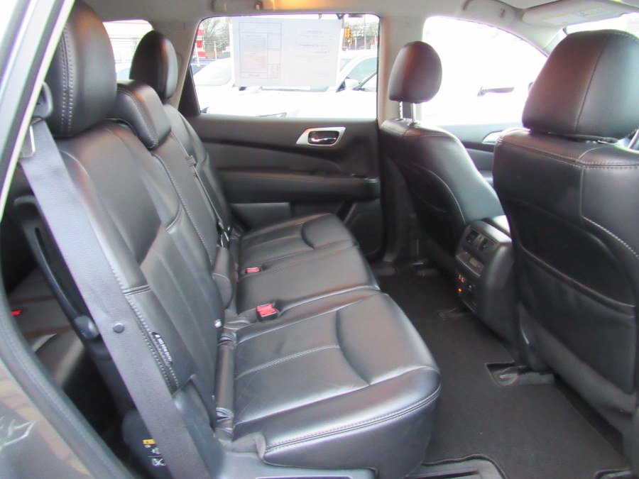 Used Nissan Pathfinder 4x4 SL 2020 | NJ Used Cars Center. Irvington, New Jersey Used Nissan Pathfinder 4x4 SL 2020 | NJ Used Cars Center. Irvington, New Jersey