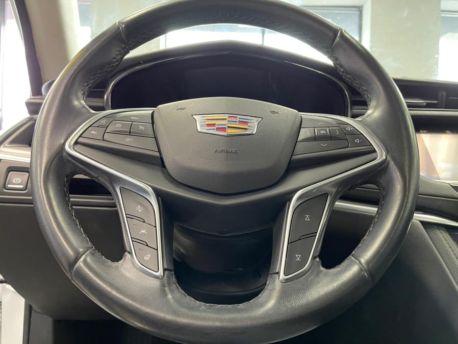 2018 Cadillac XT5 FWD 4dr Luxury, available for sale in Inwood, New York | 5 Towns Drive. Inwood, New York 2018 Cadillac XT5 FWD 4dr Luxury, available for sale in Inwood, New York | 5 Towns Drive. Inwood, New York