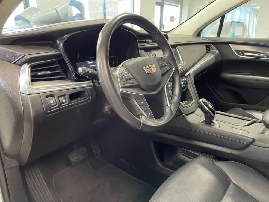 2018 Cadillac XT5 FWD 4dr Luxury, available for sale in Inwood, New York | 5 Towns Drive. Inwood, New York 2018 Cadillac XT5 FWD 4dr Luxury, available for sale in Inwood, New York | 5 Towns Drive. Inwood, New York