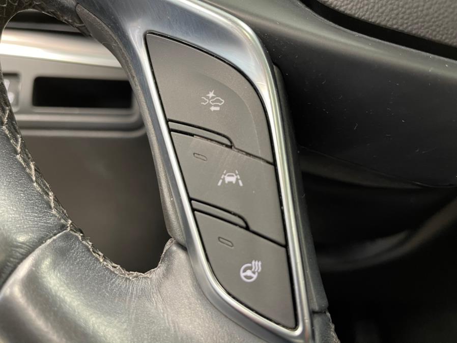 2018 Cadillac XT5 FWD 4dr Luxury, available for sale in Inwood, New York | 5 Towns Drive. Inwood, New York 2018 Cadillac XT5 FWD 4dr Luxury, available for sale in Inwood, New York | 5 Towns Drive. Inwood, New York