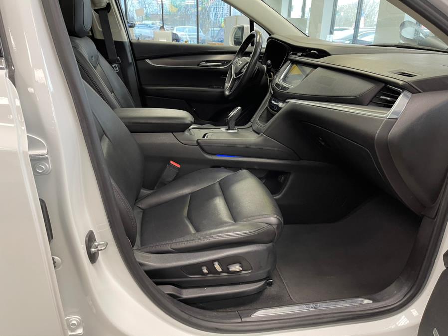2018 Cadillac XT5 FWD 4dr Luxury, available for sale in Inwood, New York | 5 Towns Drive. Inwood, New York 2018 Cadillac XT5 FWD 4dr Luxury, available for sale in Inwood, New York | 5 Towns Drive. Inwood, New York