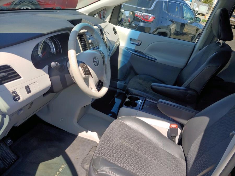 Used Toyota Sienna 5dr 8-Pass Van V6 SE FWD (Natl) 2011 | Rockland Motor Company. Rockland, Maine Used Toyota Sienna 5dr 8-Pass Van V6 SE FWD (Natl) 2011 | Rockland Motor Company. Rockland, Maine