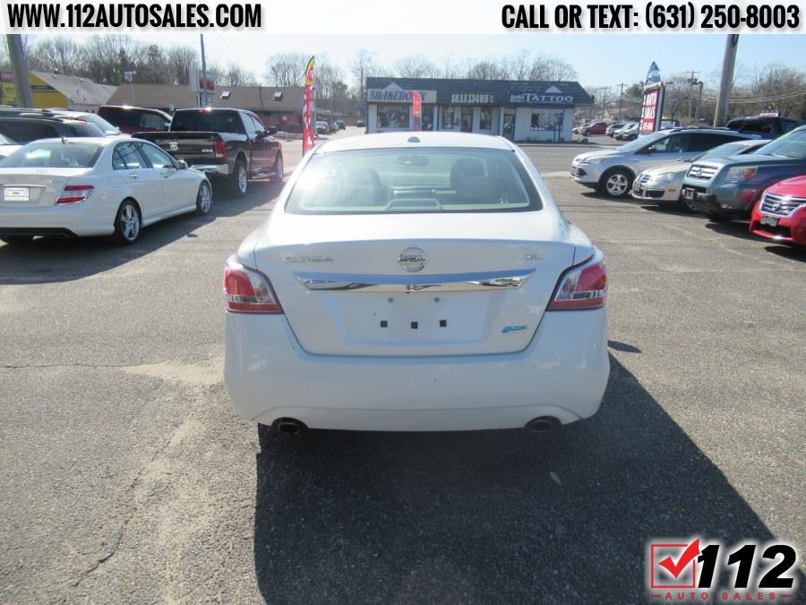 Used Nissan Altima 4dr Sdn I4 2.5 S 2013 | 112 Auto Sales. Patchogue, New York Used Nissan Altima 4dr Sdn I4 2.5 S 2013 | 112 Auto Sales. Patchogue, New York