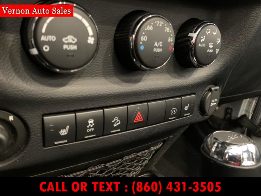 2012 Jeep Wrangler Unlimited 4WD 4dr Sahara, available for sale in Manchester, Connecticut | Vernon Auto Sale & Service. Manchester, Connecticut 2012 Jeep Wrangler Unlimited 4WD 4dr Sahara, available for sale in Manchester, Connecticut | Vernon Auto Sale & Service. Manchester, Connecticut