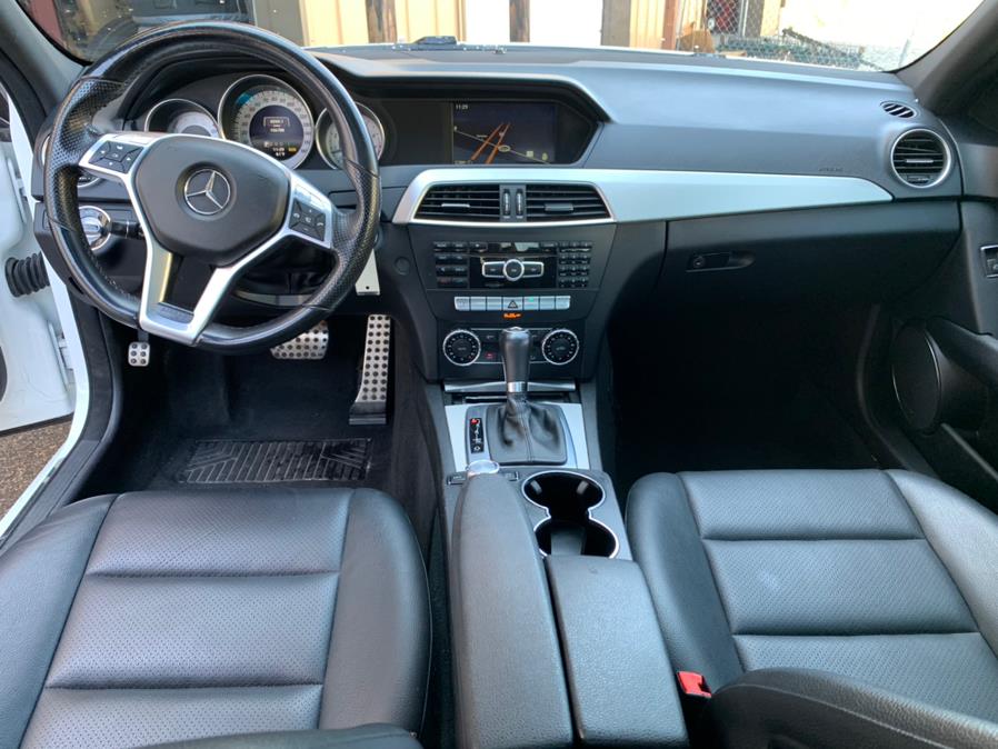 Used Mercedes-Benz C-Class 4dr Sdn C300 Sport 4MATIC 2014 | Danny's Auto Sales. Methuen, Massachusetts Used Mercedes-Benz C-Class 4dr Sdn C300 Sport 4MATIC 2014 | Danny's Auto Sales. Methuen, Massachusetts