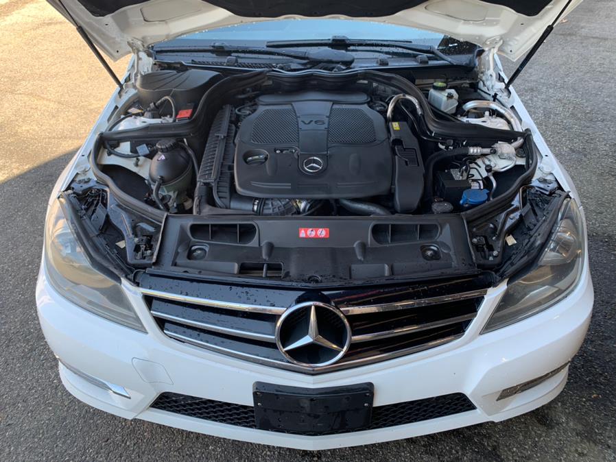 Used Mercedes-Benz C-Class 4dr Sdn C300 Sport 4MATIC 2014 | Danny's Auto Sales. Methuen, Massachusetts Used Mercedes-Benz C-Class 4dr Sdn C300 Sport 4MATIC 2014 | Danny's Auto Sales. Methuen, Massachusetts