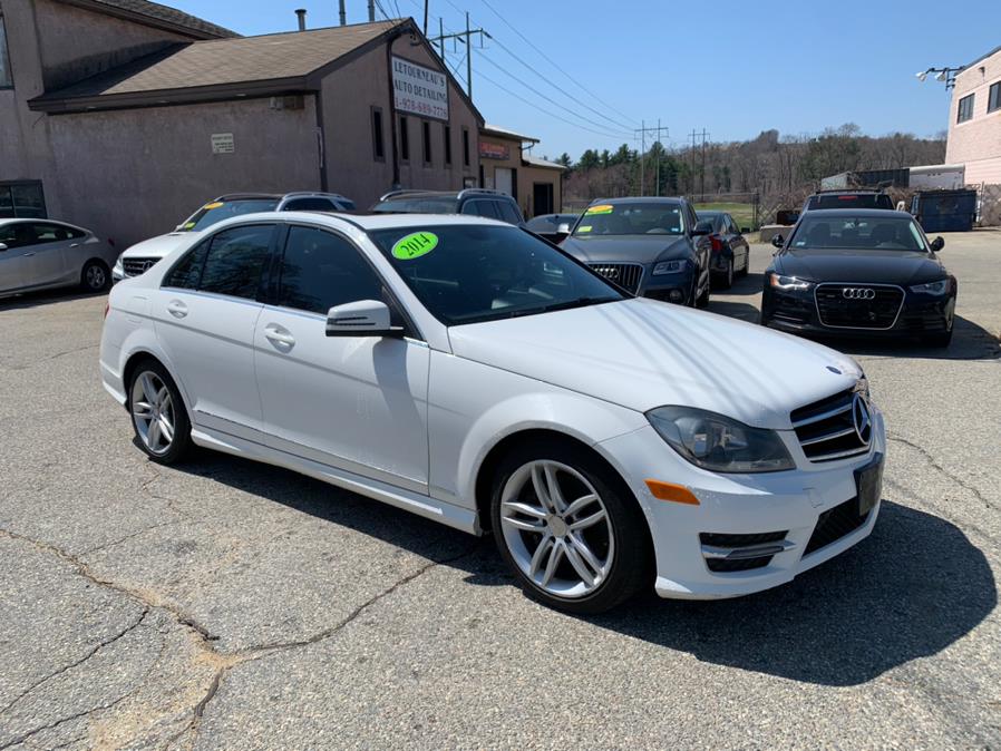 Used Mercedes-Benz C-Class 4dr Sdn C300 Sport 4MATIC 2014 | Danny's Auto Sales. Methuen, Massachusetts Used Mercedes-Benz C-Class 4dr Sdn C300 Sport 4MATIC 2014 | Danny's Auto Sales. Methuen, Massachusetts