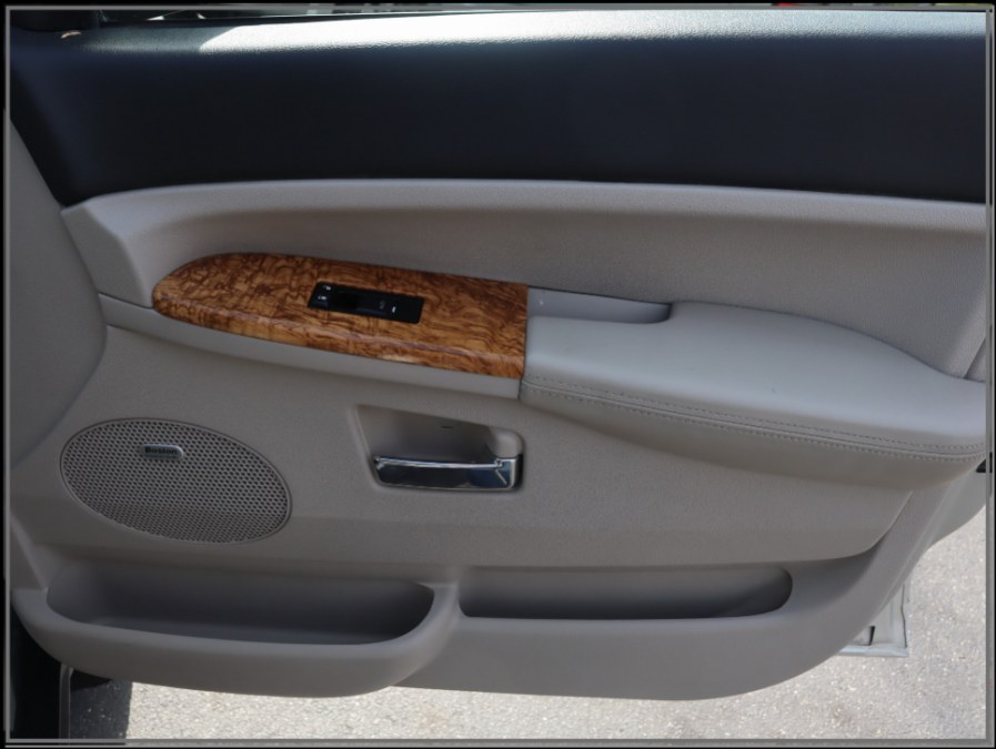 2009 Jeep Grand Cherokee 4WD 4dr Limited, available for sale in Huntington Station, New York | My Auto Inc.. Huntington Station, New York 2009 Jeep Grand Cherokee 4WD 4dr Limited, available for sale in Huntington Station, New York | My Auto Inc.. Huntington Station, New York