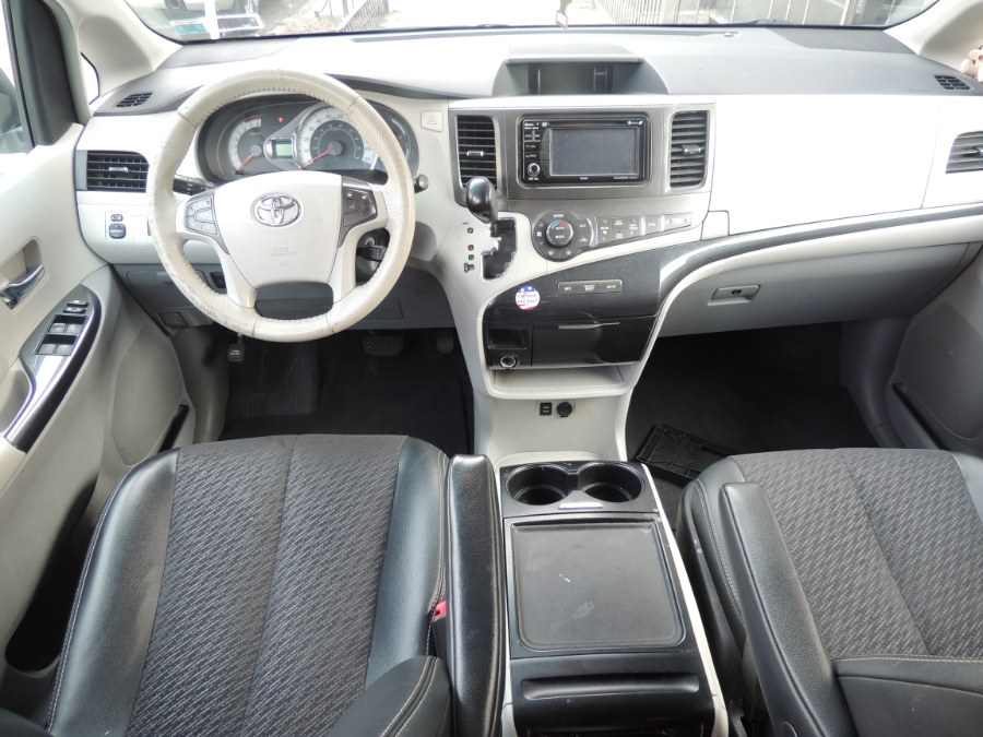 2014 Toyota Sienna 5dr 8-Pass Van V6 SE FWD (Natl), available for sale in Brooklyn, New York | Carsbuck Inc.. Brooklyn, New York 2014 Toyota Sienna 5dr 8-Pass Van V6 SE FWD (Natl), available for sale in Brooklyn, New York | Carsbuck Inc.. Brooklyn, New York