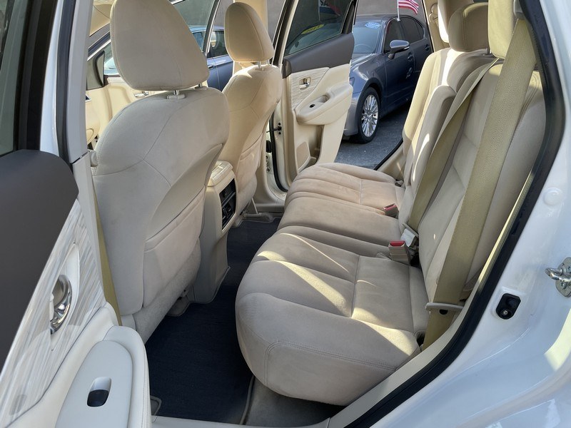 2015 Nissan Murano AWD 4dr SV, available for sale in West Springfield, Massachusetts | Union Street Auto Sales. West Springfield, Massachusetts 2015 Nissan Murano AWD 4dr SV, available for sale in West Springfield, Massachusetts | Union Street Auto Sales. West Springfield, Massachusetts
