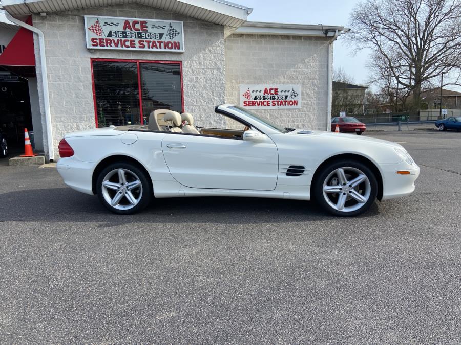 2006 Mercedes-Benz SL-Class 2dr Roadster 5.0L, available for sale in Plainview , New York | Ace Motor Sports Inc. Plainview , New York 2006 Mercedes-Benz SL-Class 2dr Roadster 5.0L, available for sale in Plainview , New York | Ace Motor Sports Inc. Plainview , New York